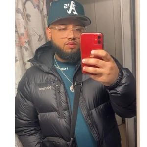 Meet your Posher, Justin